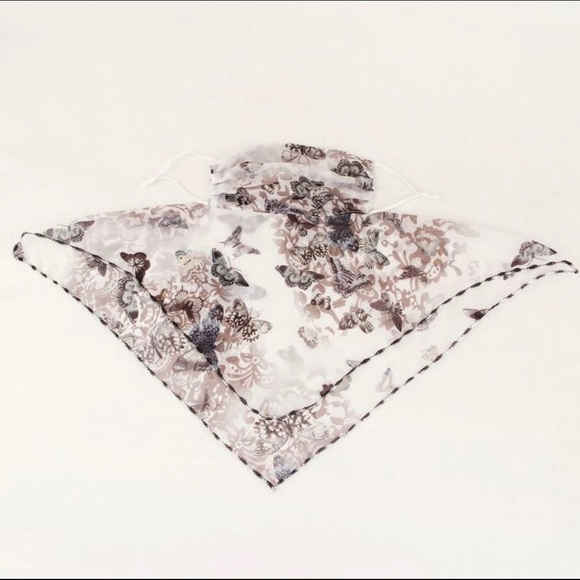 Convertible Scarf / Mask / Face Covering - Picture 2 of 4